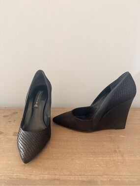 Steven by Steve Madden Black Snakeskin Pointed-Toe Pumps